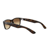 RB 2132 NEW WAYFARER®