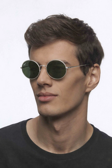 RB 1970 NEW OVAL®