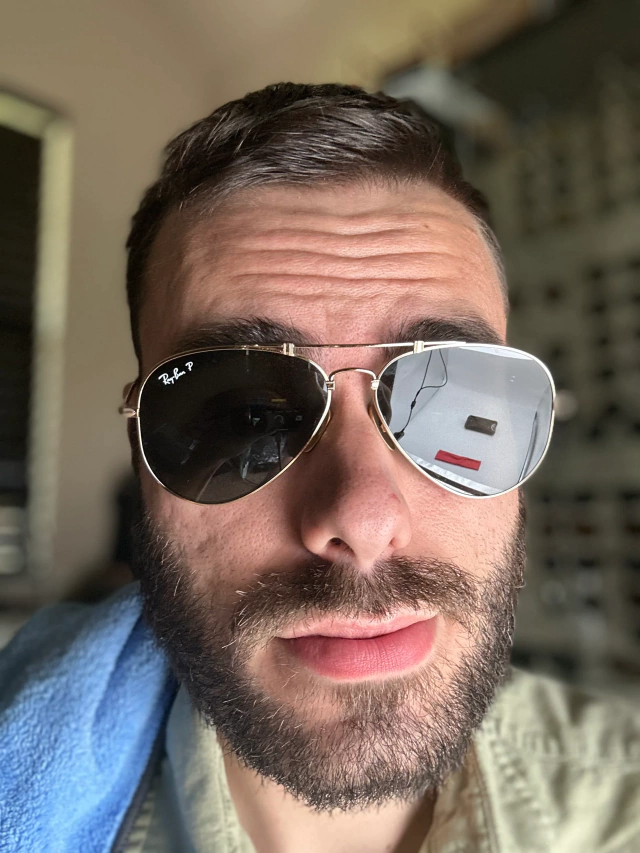 RB 8125 AVIATOR TITANIUM®