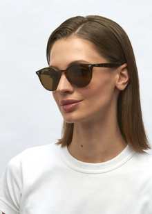 RB 4305 HIGHSTREET®